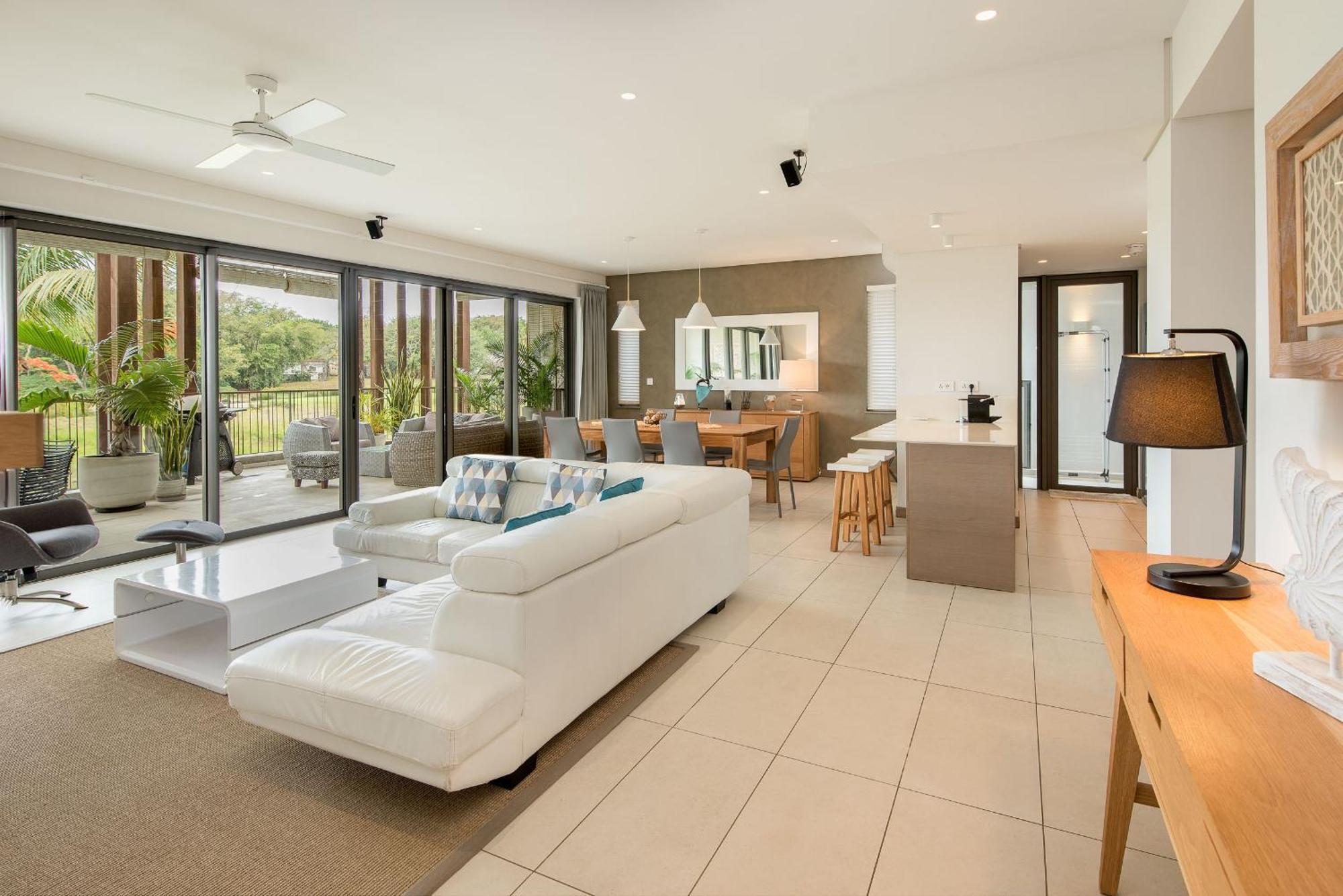 Lux Appartment Golf De Mont Choisy Exterior photo